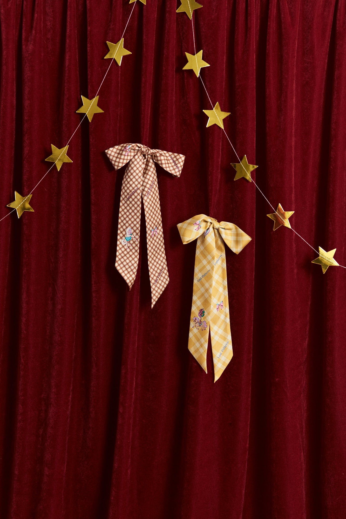 "Pop Pony" Silk Twill Skinny Scarf - Coffee