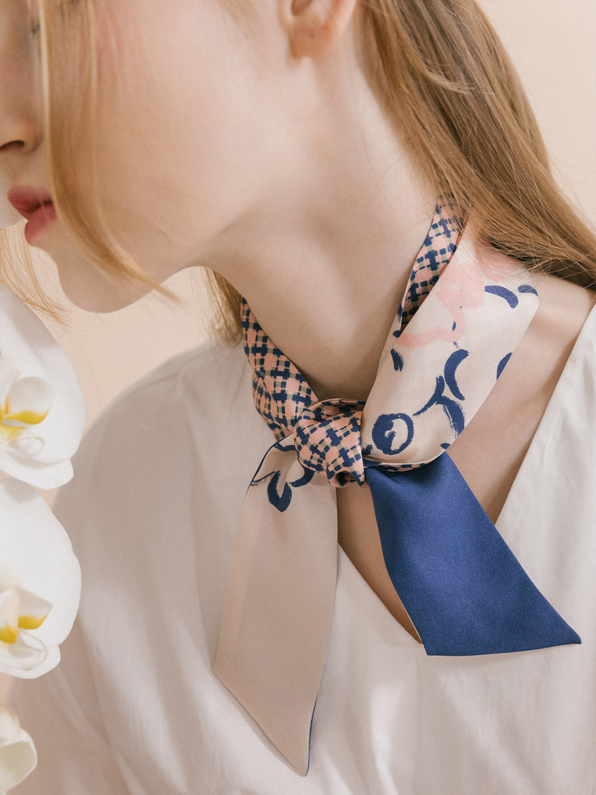 "Floral Houndstooth" Silk Twill Skinny Scarf - Blue - Blue - LOST PATTERN Silk Skinny Scarf