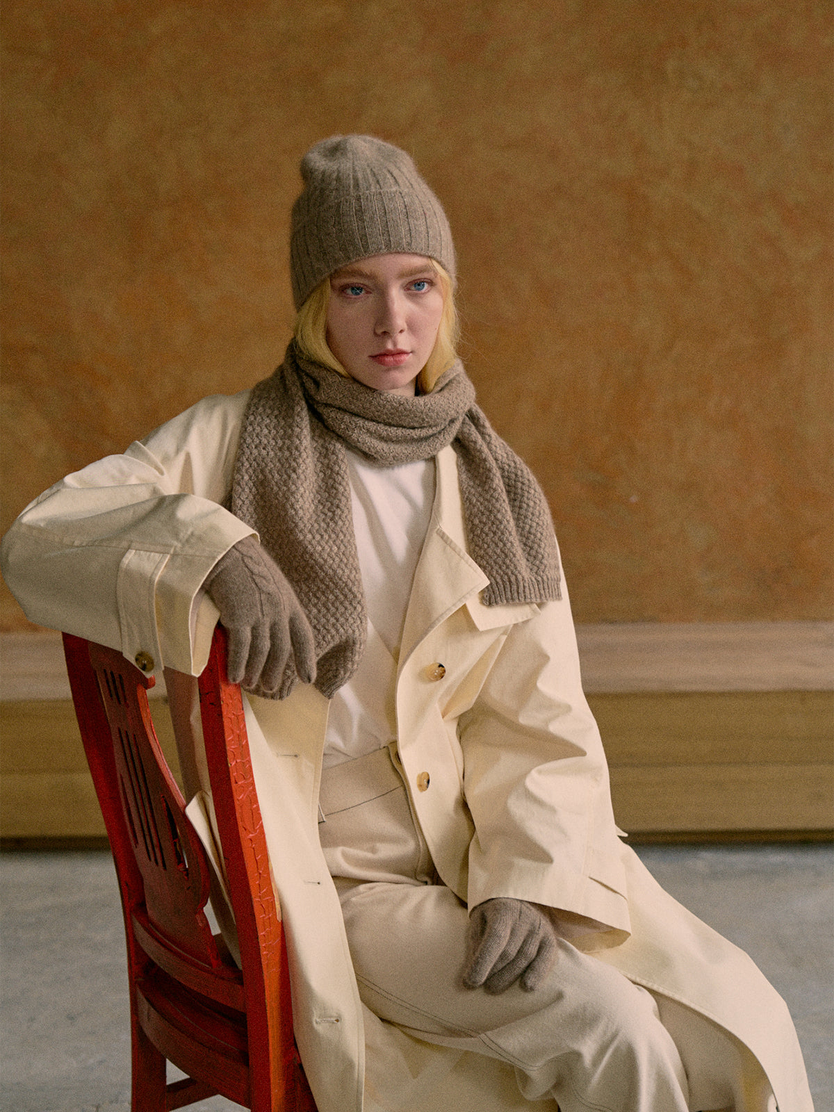 "Warmth Whisper" Cashmere Scarf & Beanie Hat Gift Set - Steel Grey - Steel Grey - LOST PATTERN Cashmere