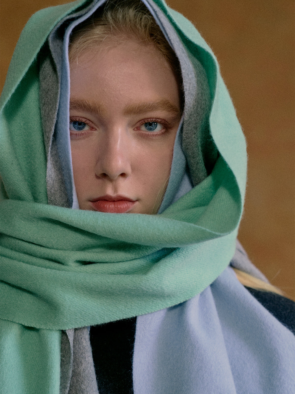 "Lost in Warmth" Classic Cashmere Scarf - Green - Green - LOST PATTERN Cashmere