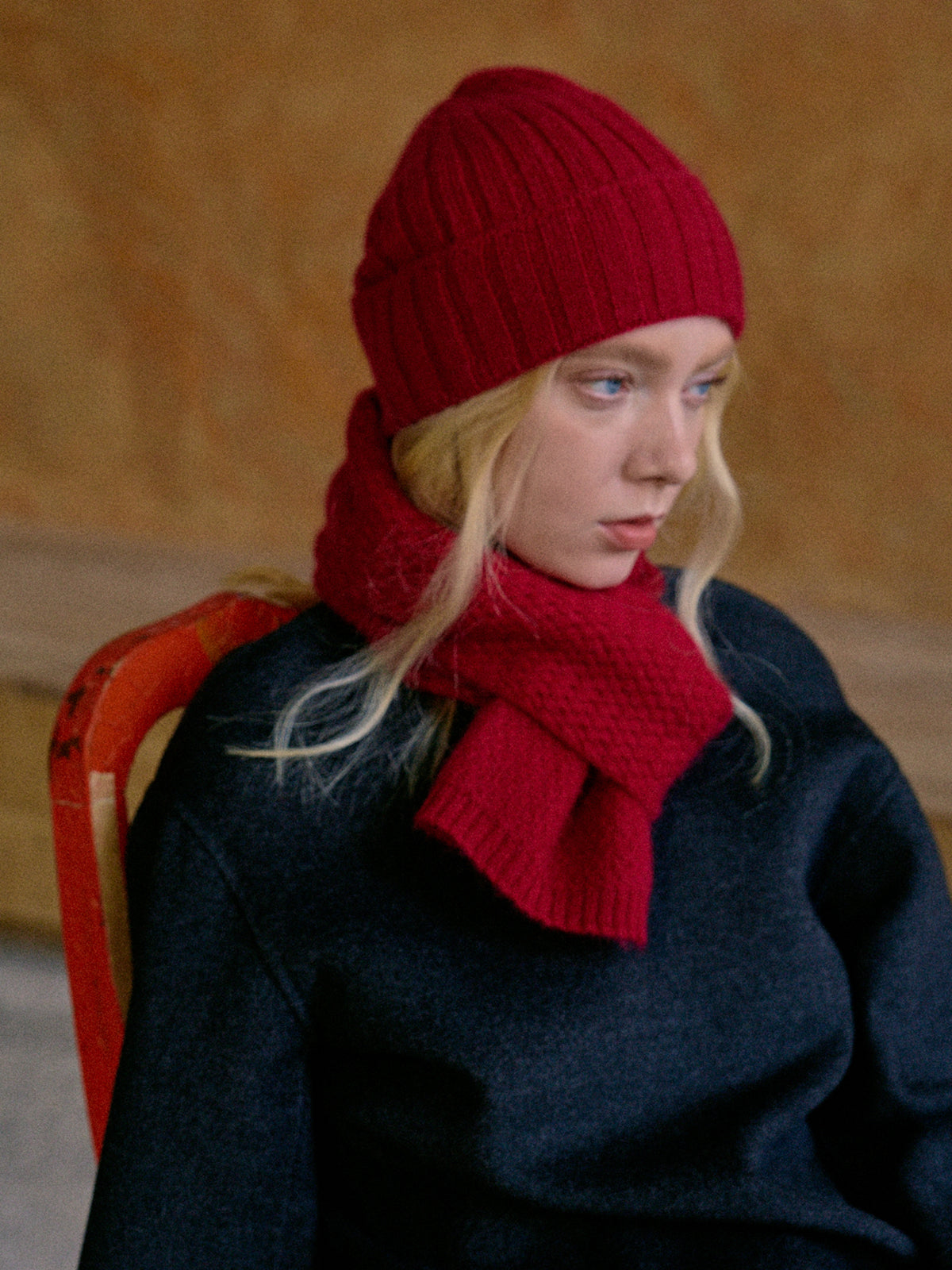 "Warmth Whisper" Cashmere Scarf & Beanie Hat Gift Set - Red - Red - LOST PATTERN Cashmere