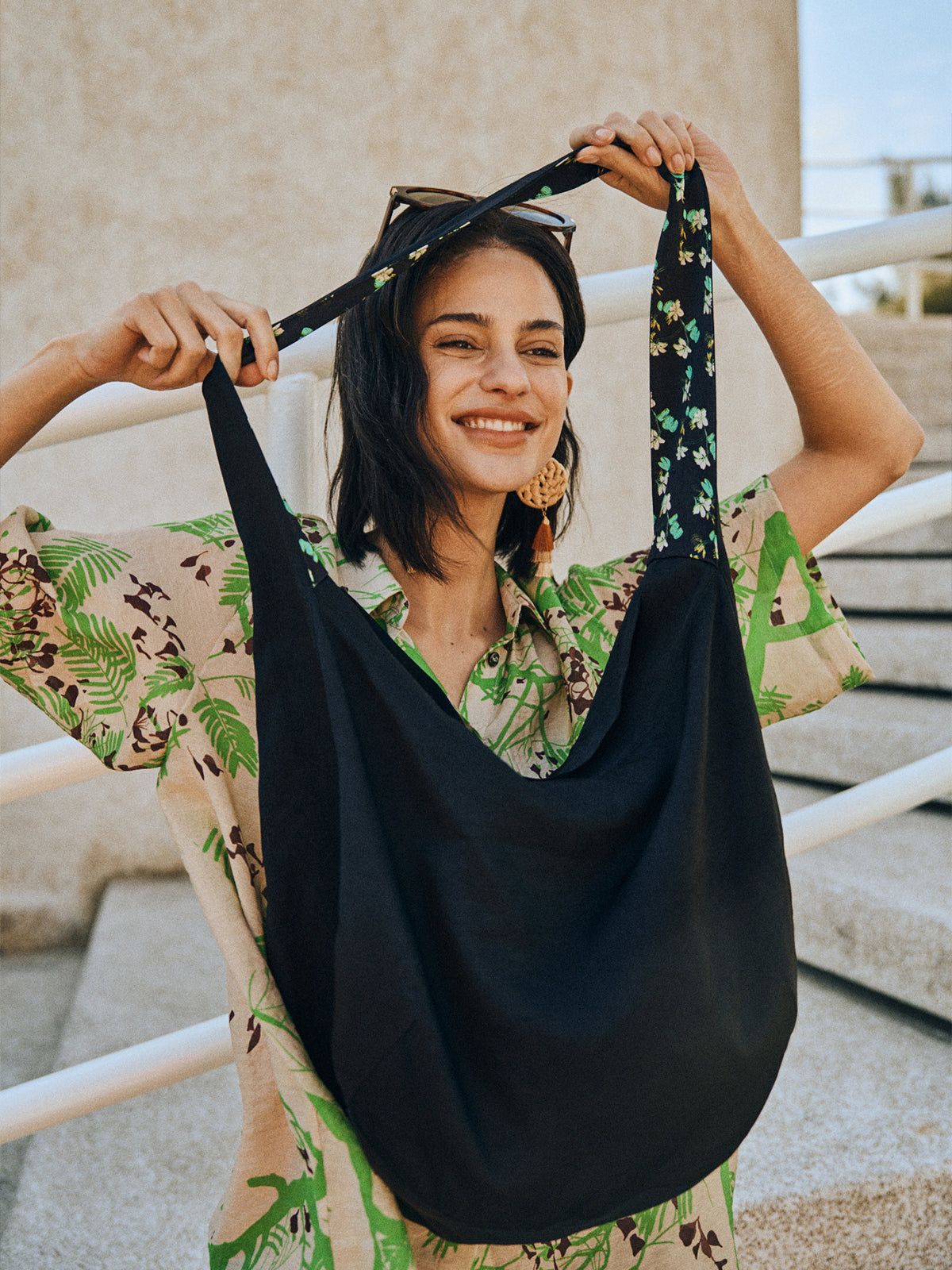 "Beach Blossom" Hobo Crossbody Bag - Black - Black - LOST PATTERN Tote Bag