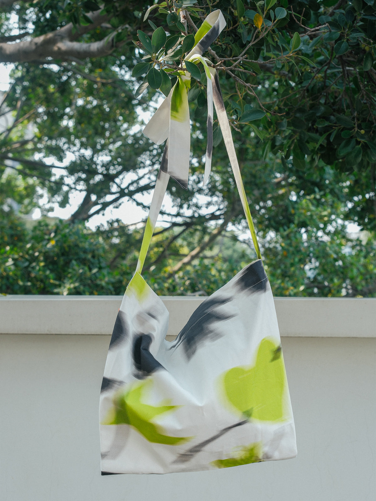 FRIDA x LOST PATTERN "Frida's Dream" Cotton Crossbody Bag - Green - Green - LOST PATTERN Tote Bag