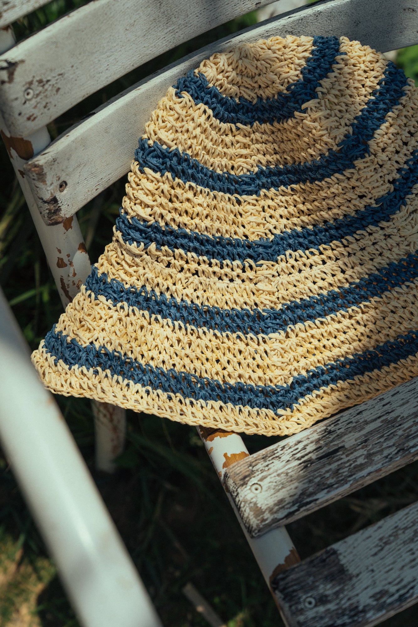 "Linea" Soft Packable Straw Hat - Navy