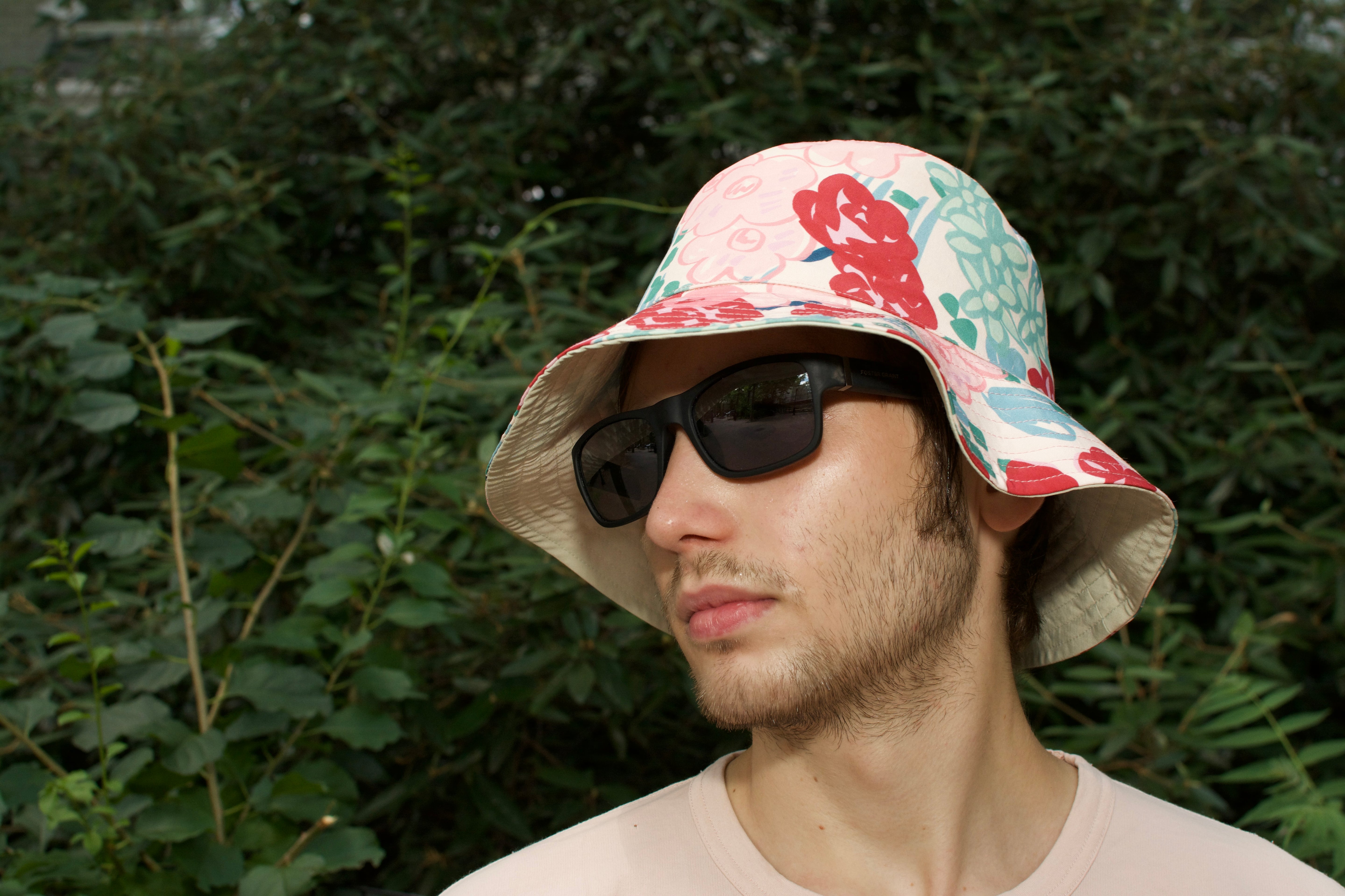"Garden Chic" Reversible Floral Bucket Hat - Red & Pink & Green - LOST PATTERN Hats