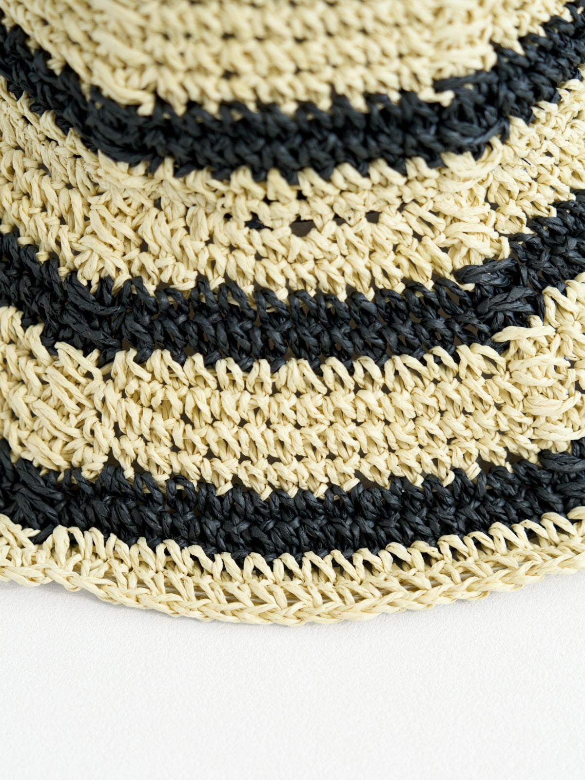 "Linea" Soft Packable Straw Hat - Black