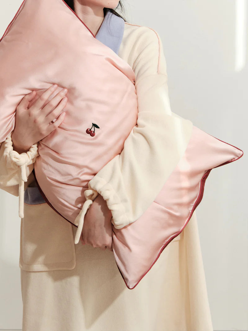 "Lost Cherries" 2-Piece Silk Pillowcase Gift Set