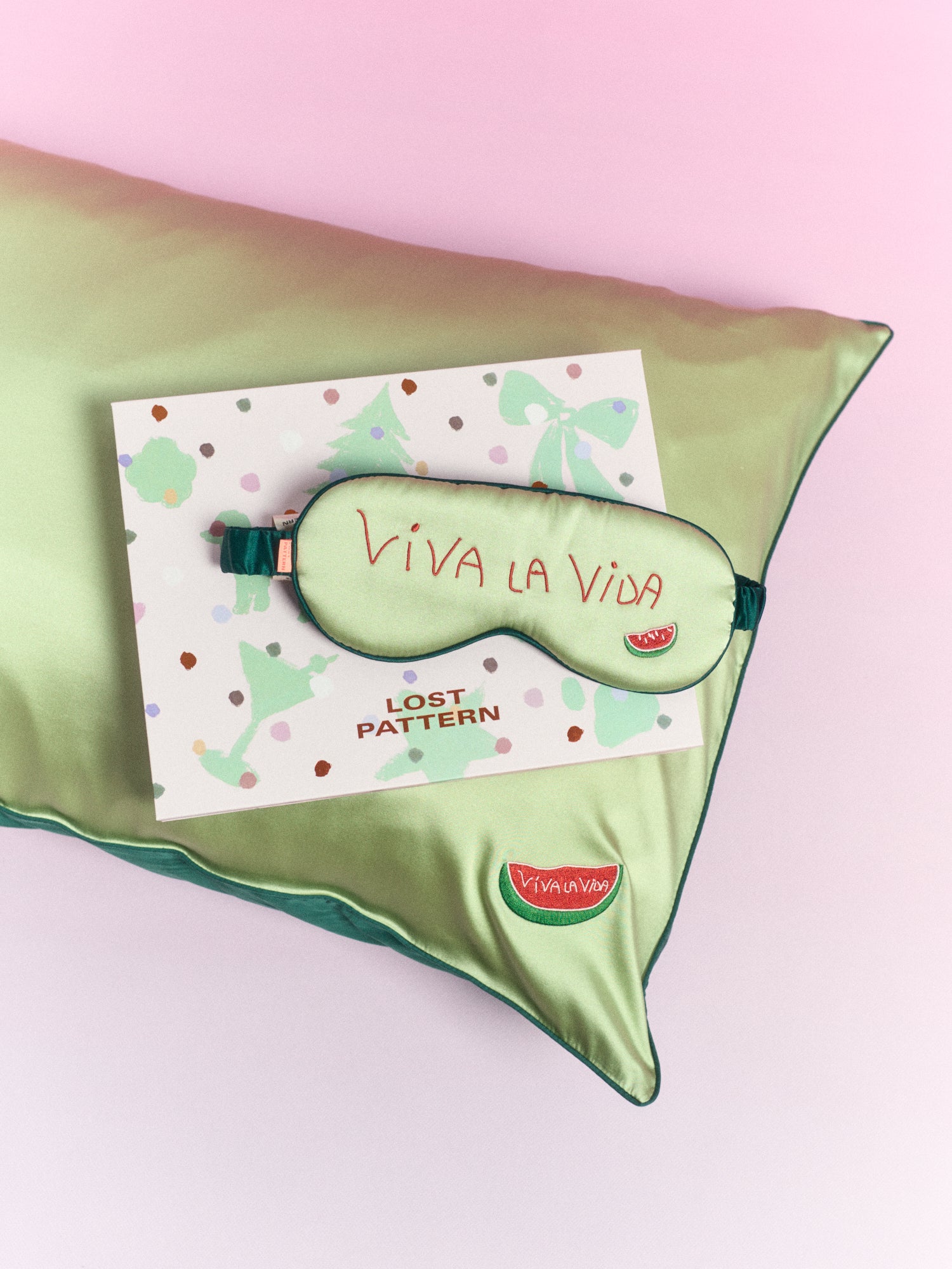 "Viva La Vida" 2 Piece Silk Gift Set: Silk Pillowcase & Silk Sleep Eye Mask - Green