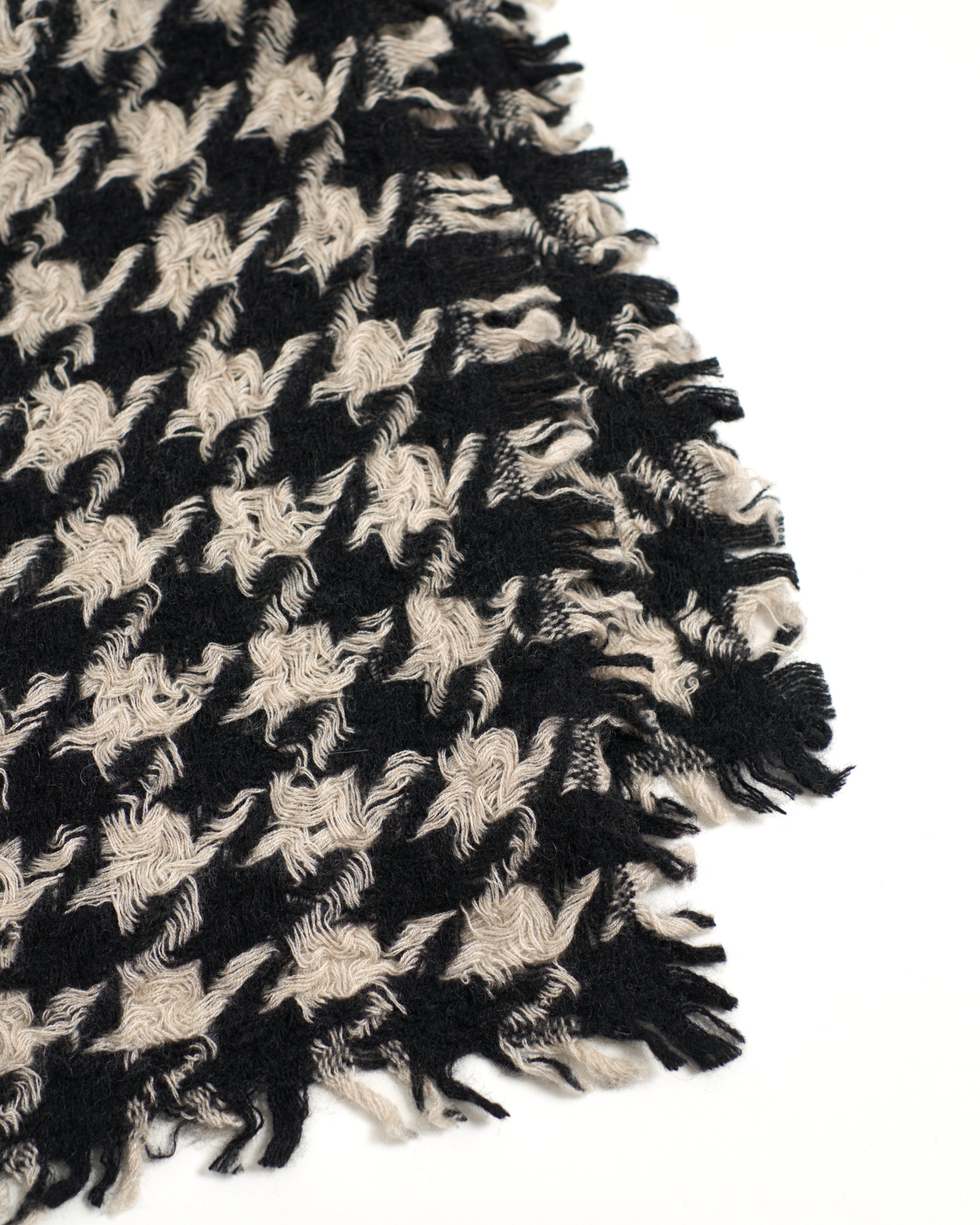 "Houndstooth" Cashmere Scarf - Khaki & Black