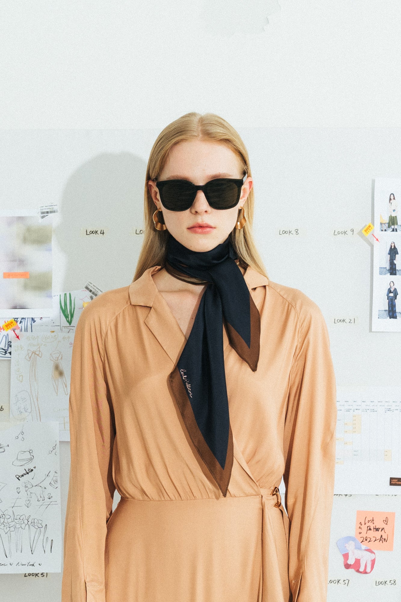 "Satin" Silk Neck Scarf - Black - LOST PATTERN Silk Bandana
