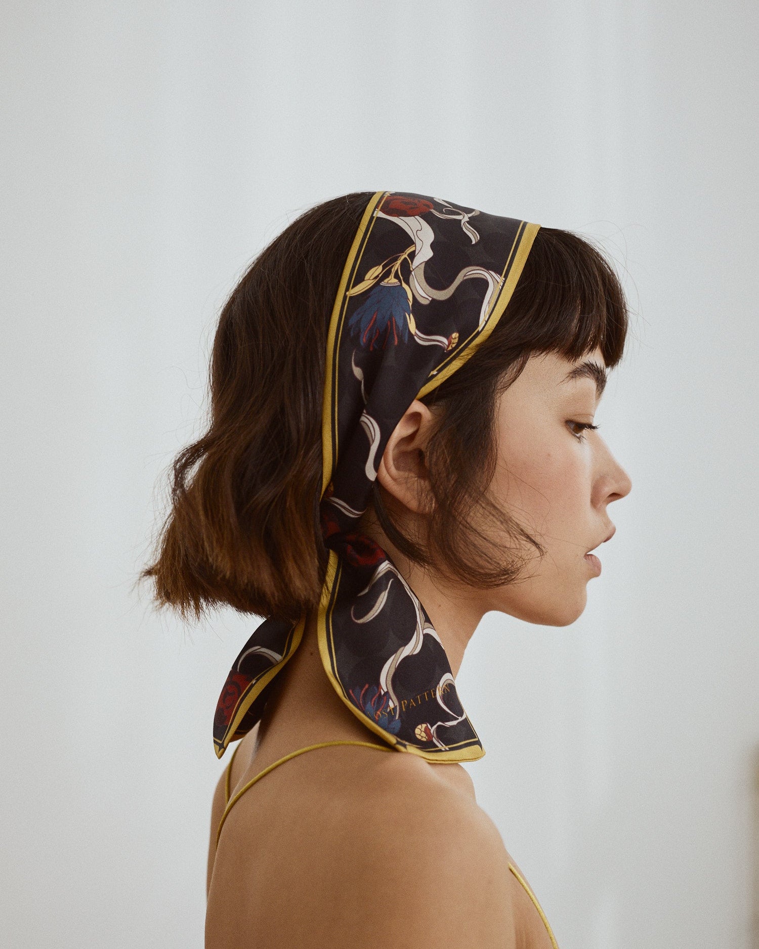 "Dream" Silk Twill Neck Bow - Black - Black - LOST PATTERN Silk Skinny Scarf