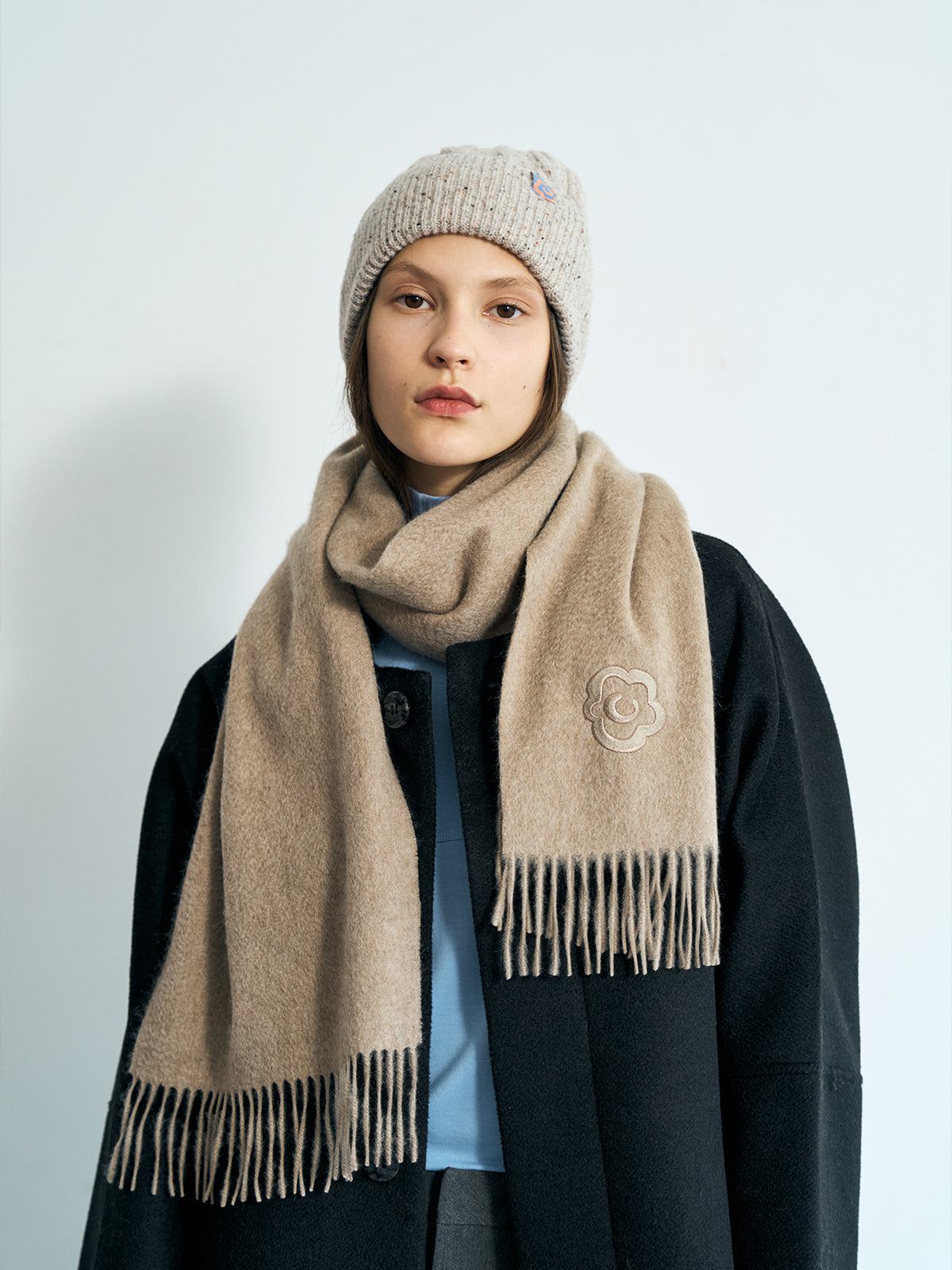 "Lost in Warmth" Classic Cashmere Scarf - Raw Cashmere - LOST PATTERN Cashmere