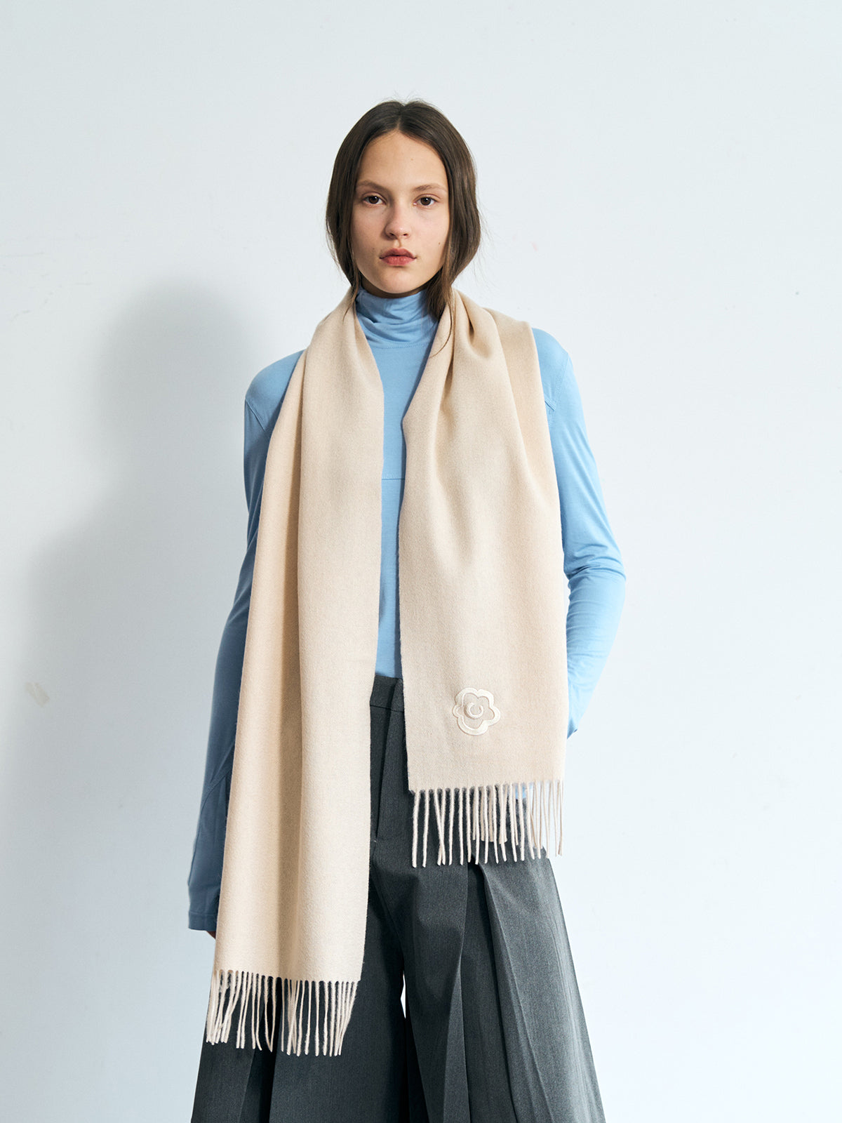 "Lost in Warmth" Classic Cashmere Scarf - Cream - LOST PATTERN Cashmere