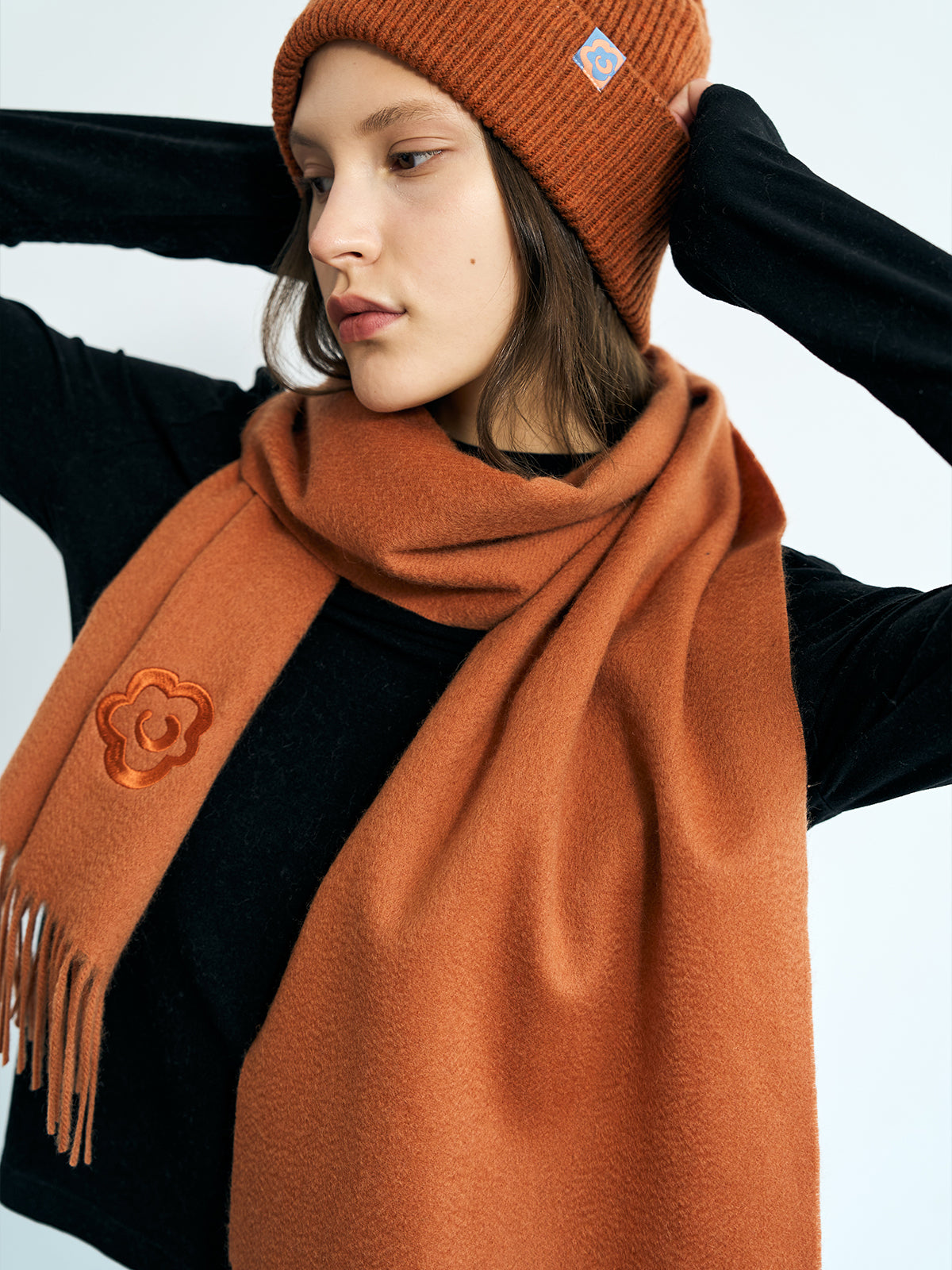 "Lost in Warmth" Classic Cashmere Scarf - Caramel - LOST PATTERN Cashmere