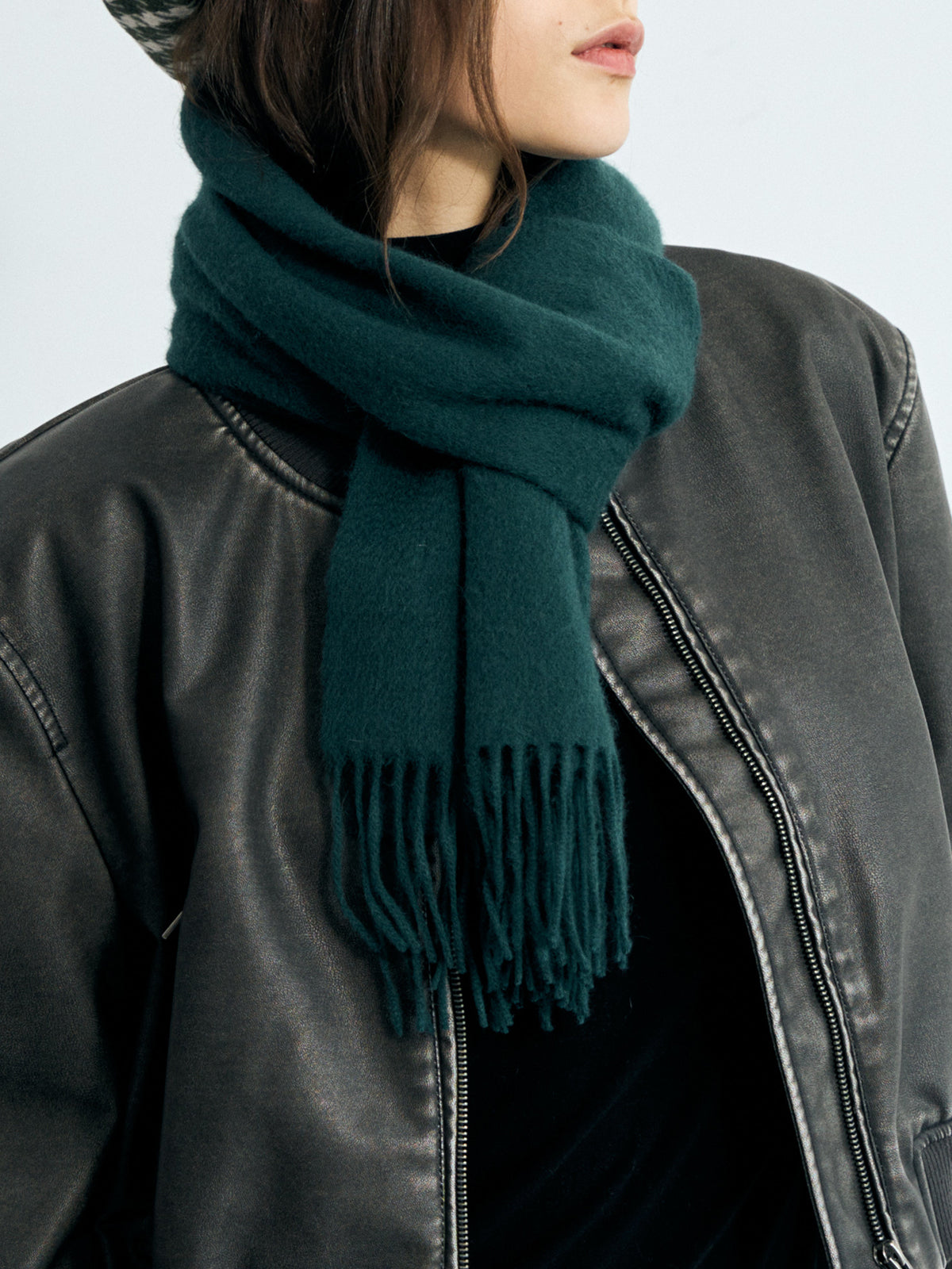 "Lost in Warmth" Classic Cashmere Scarf - Hunter Green - LOST PATTERN Cashmere