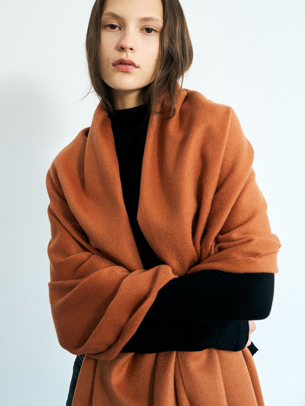 "The Big Shawl" Oversized Cashmere Wrap - Caramel - LOST PATTERN Cashmere