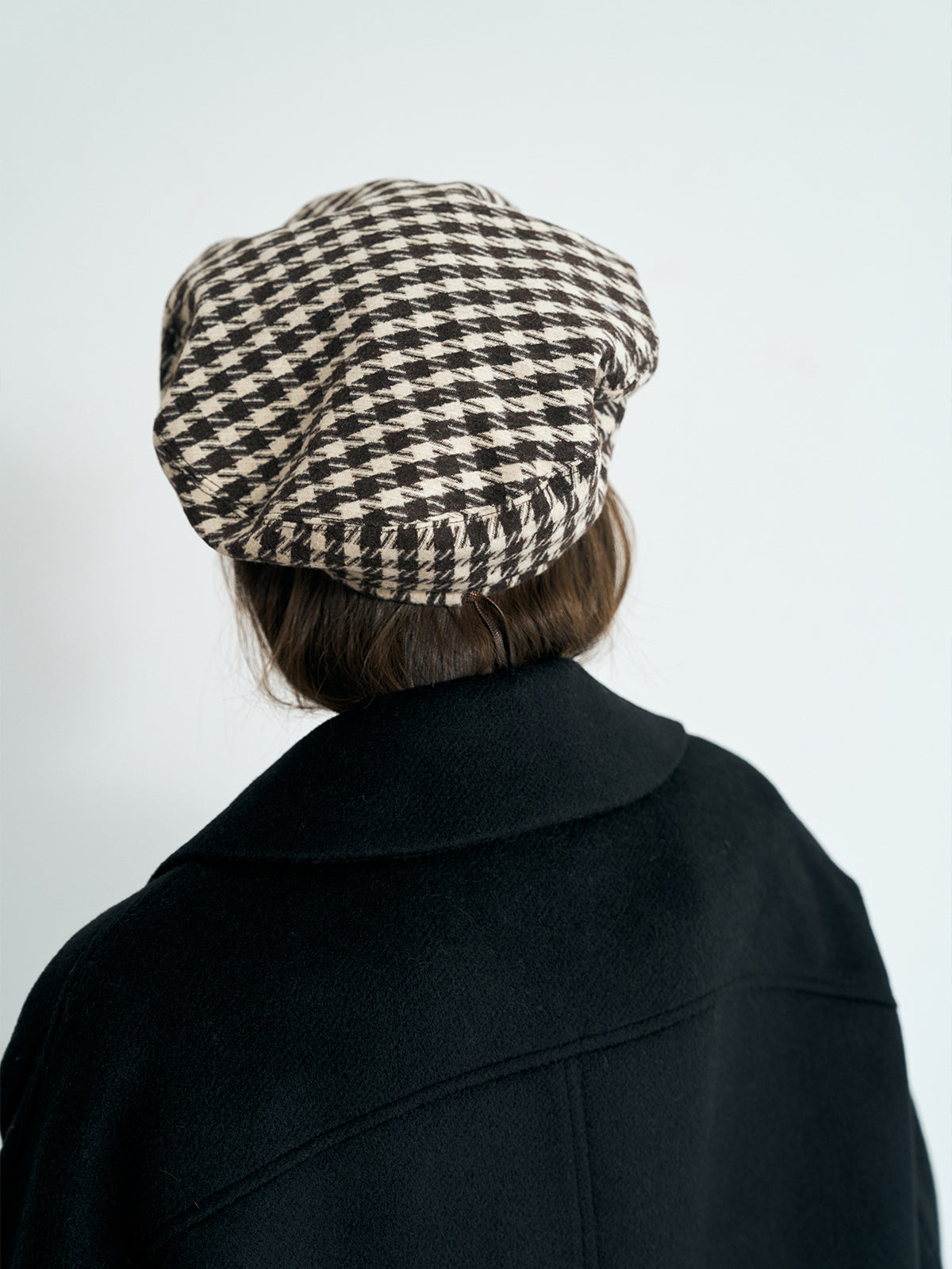 "Houndstooth" Beret Hat - Mocha - LOST PATTERN Cashmere