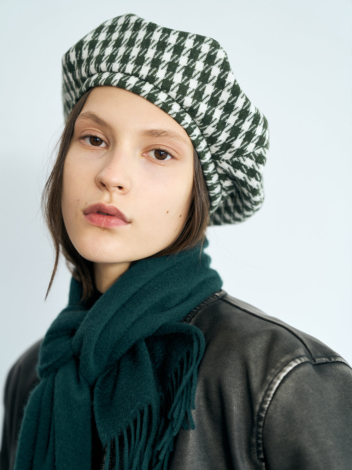 "Houndstooth" Beret Hat - Green - LOST PATTERN Cashmere