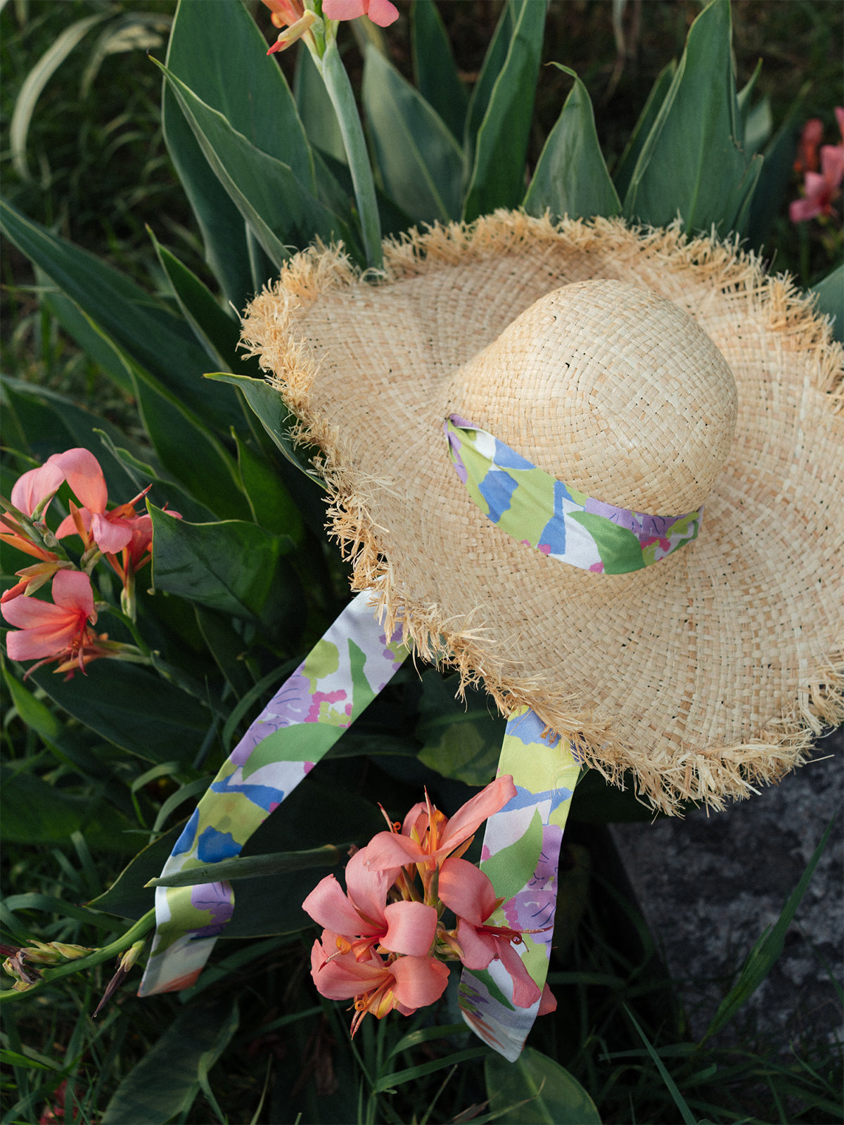 FRIDA x LOST PATTERN "Frida's Garden" Raffia Hat with Ribbon Tie - Pink - LOST PATTERN Hats