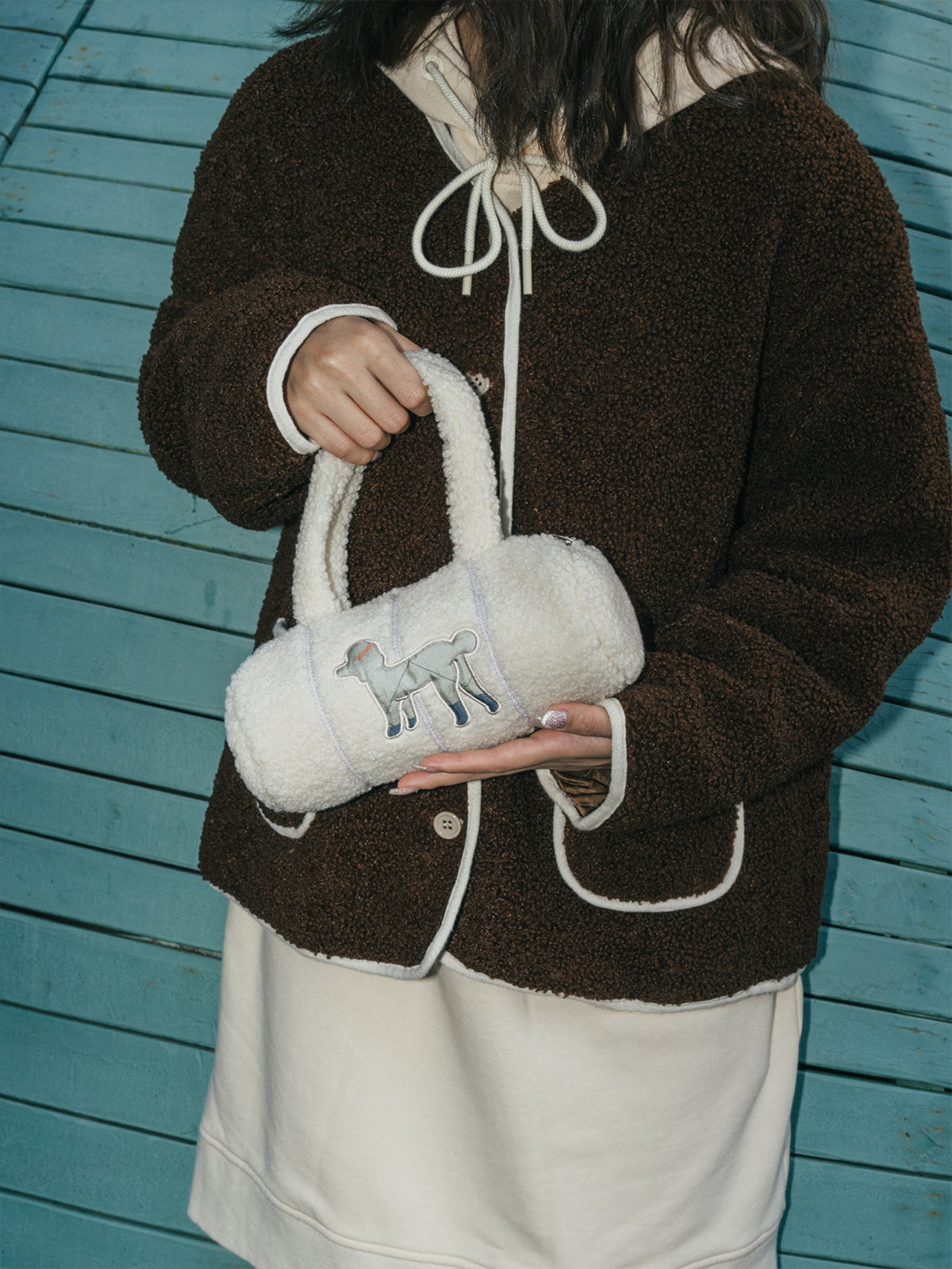 "Pan Pan" Cylinder Shearling Bag - White - LOST PATTERN Tote Bag