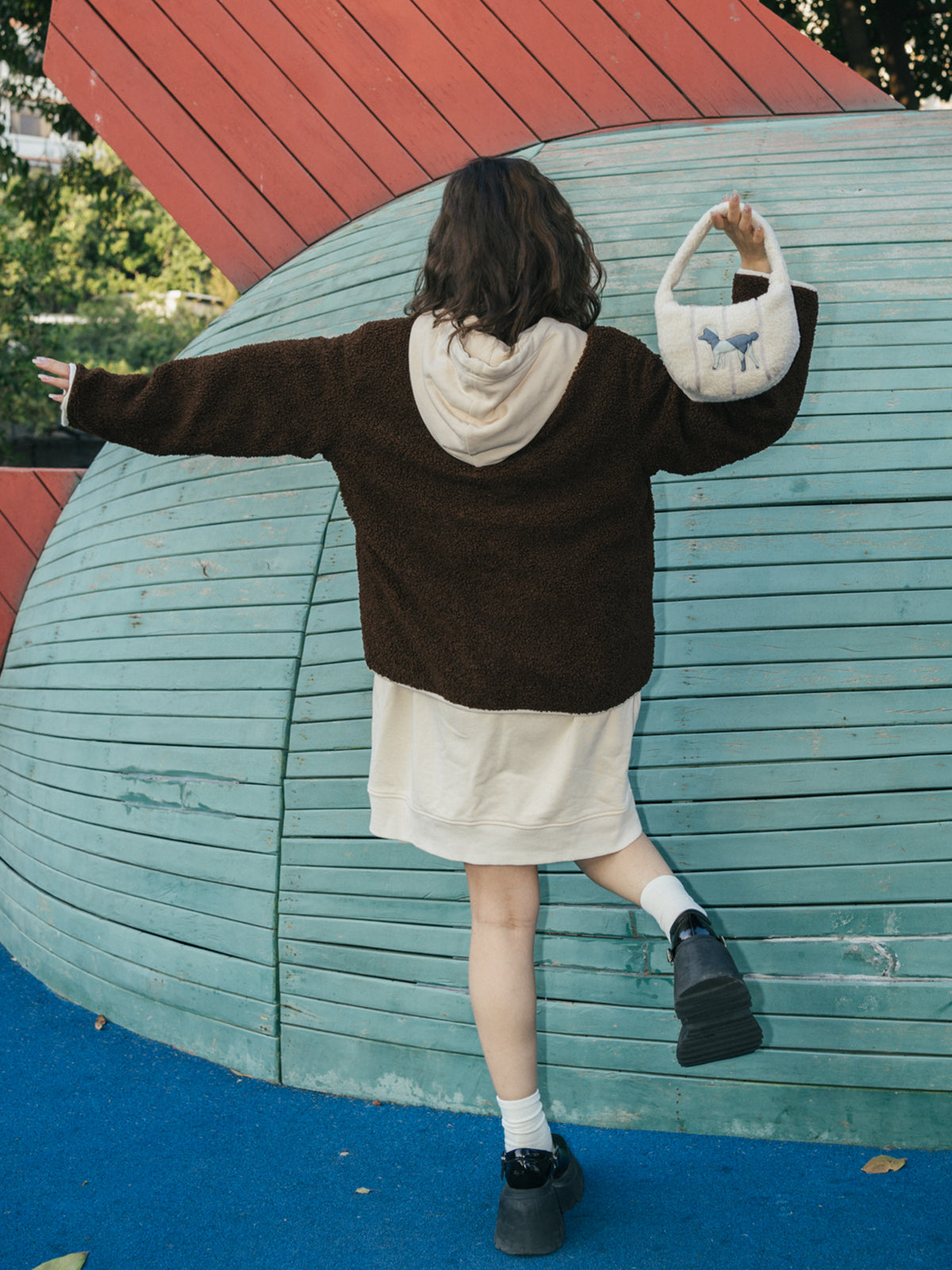 "Pan Pan" Half Moon Shearling Bag - White - LOST PATTERN Tote Bag