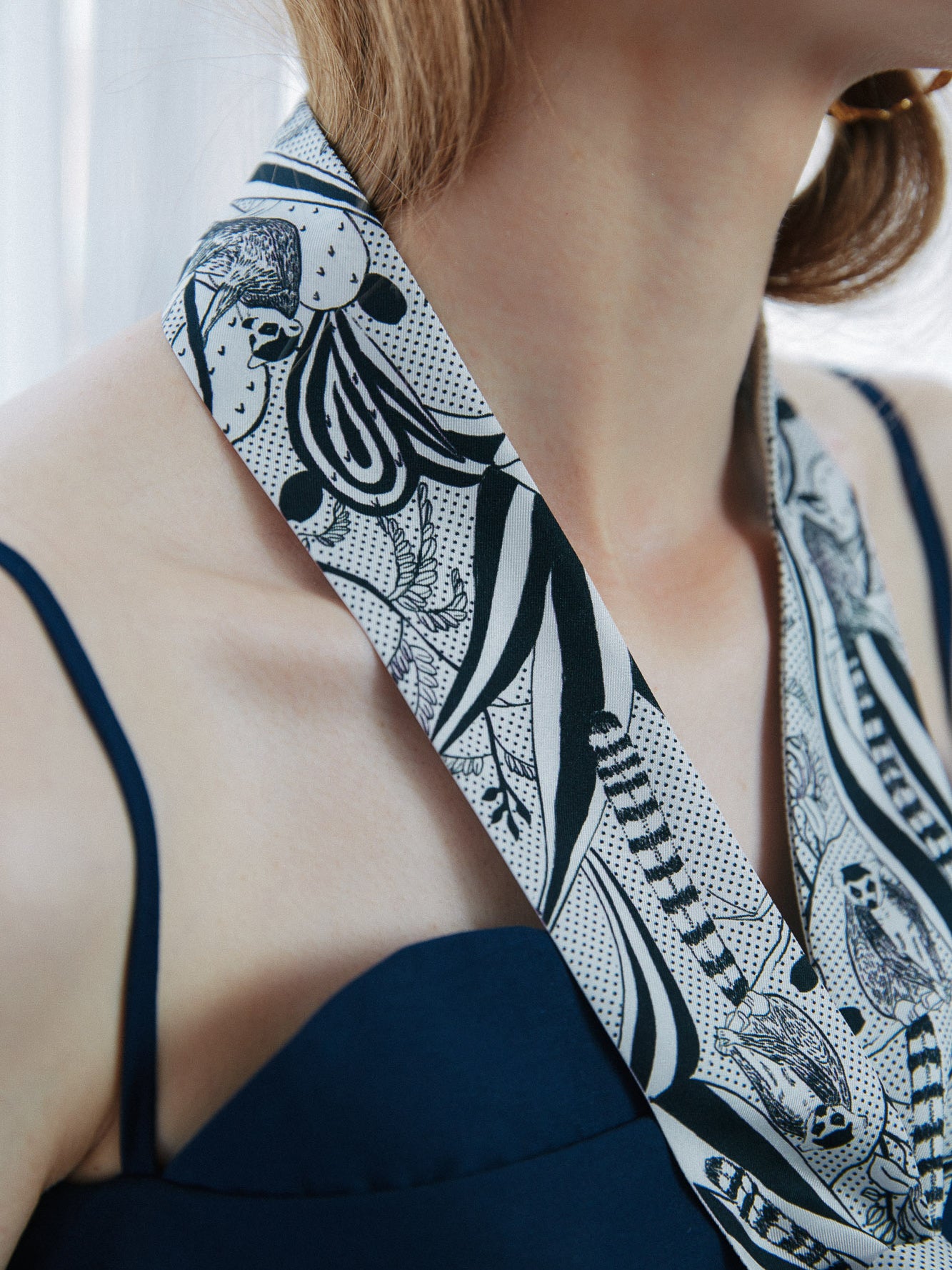 "Madagascar" Silk Skinny Scarf - Black & White