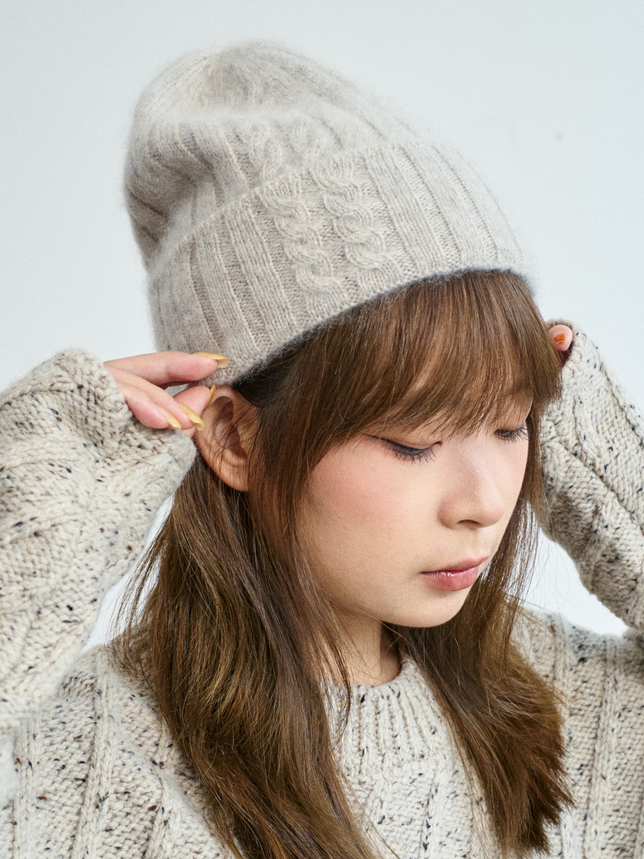 "Warmth Whisper" Cashmere Cable Knit Beanie - Light Grey