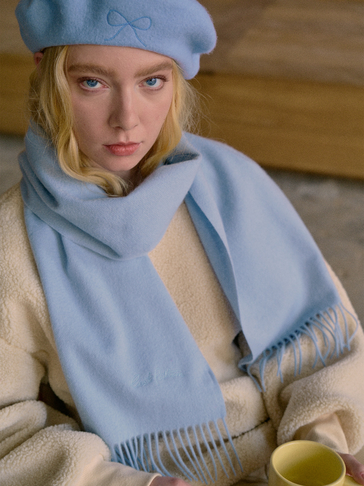 "Lost in Warmth" Classic Cashmere Scarf - Light Blue