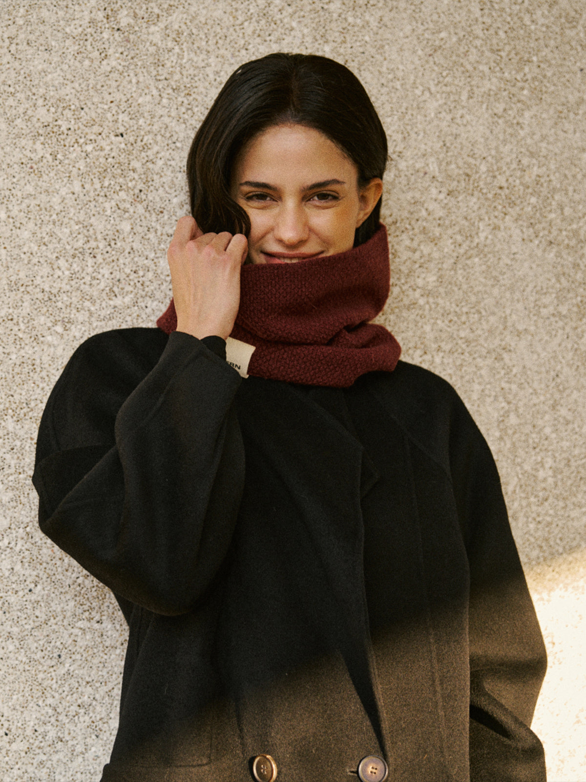 "L'Embrace" Snood Neck Warmer - Brick Red