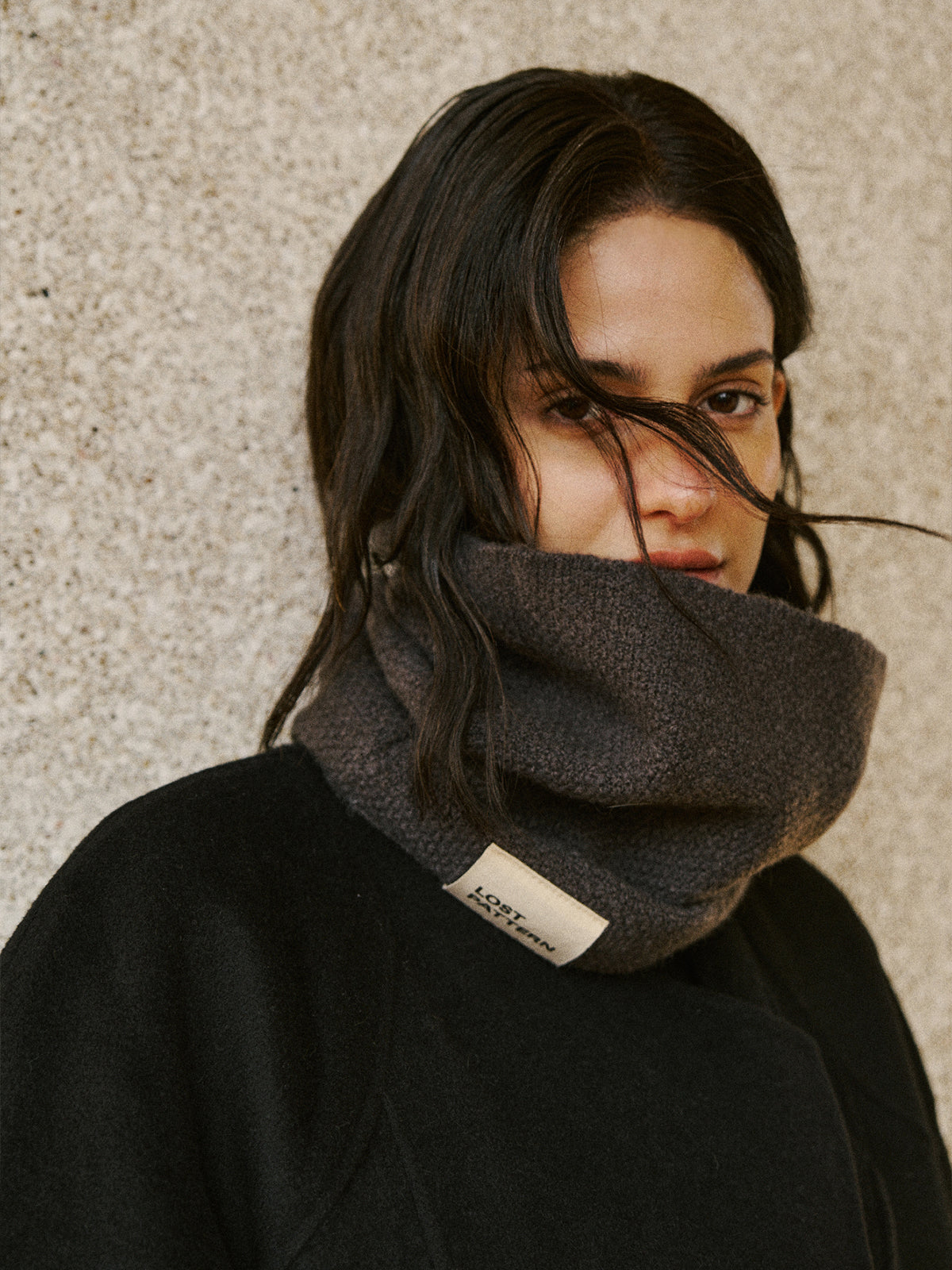 "L'Embrace" Snood Neck Warmer - Grey