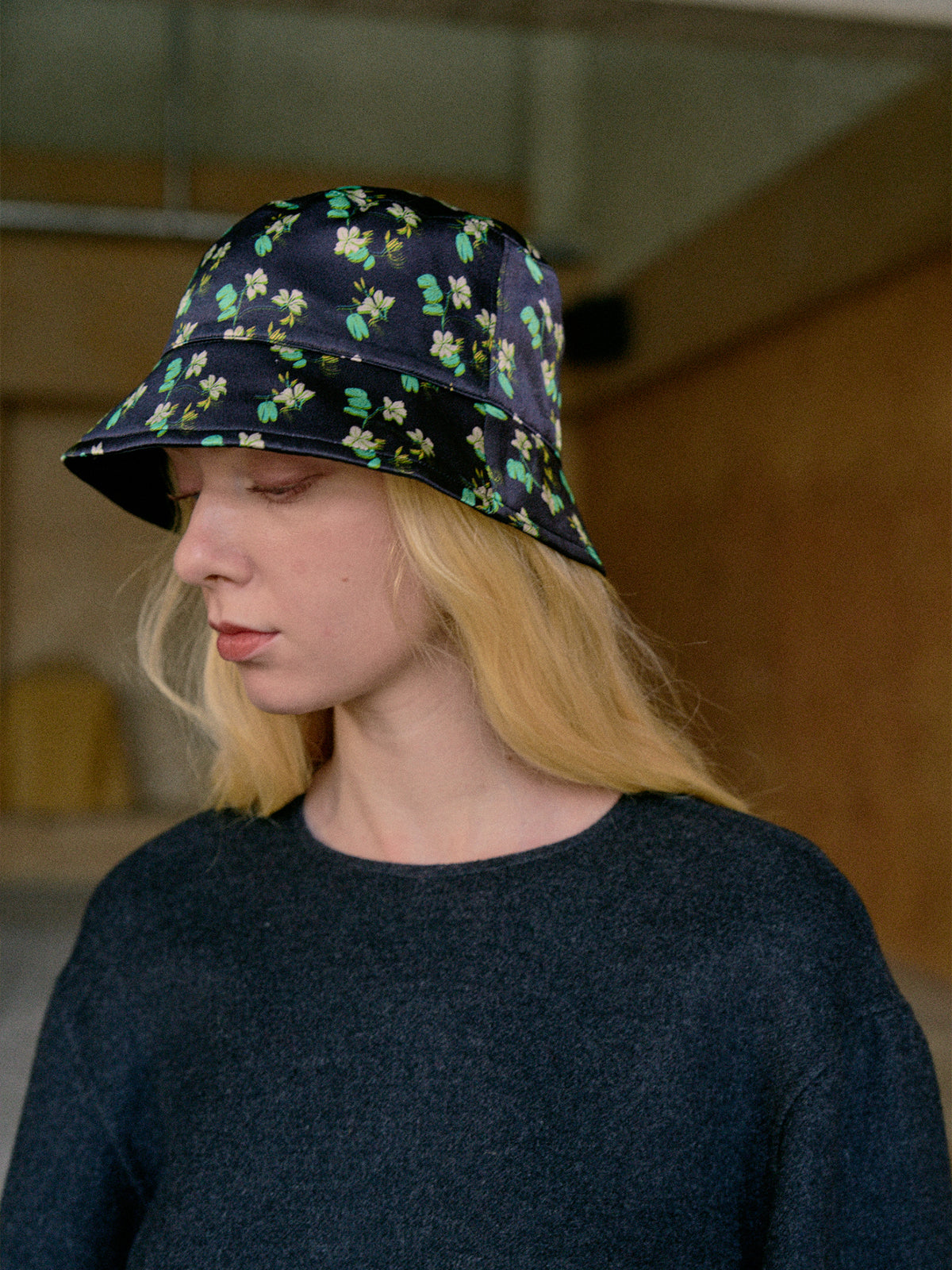 "Beach Blossom" Reversible Bucket Hat - Black - Black - LOST PATTERN Hats