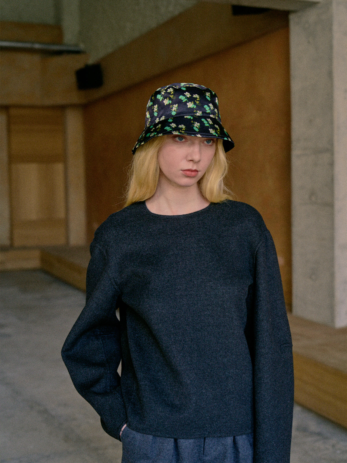 "Beach Blossom" Reversible Bucket Hat - Black - Black - LOST PATTERN Hats