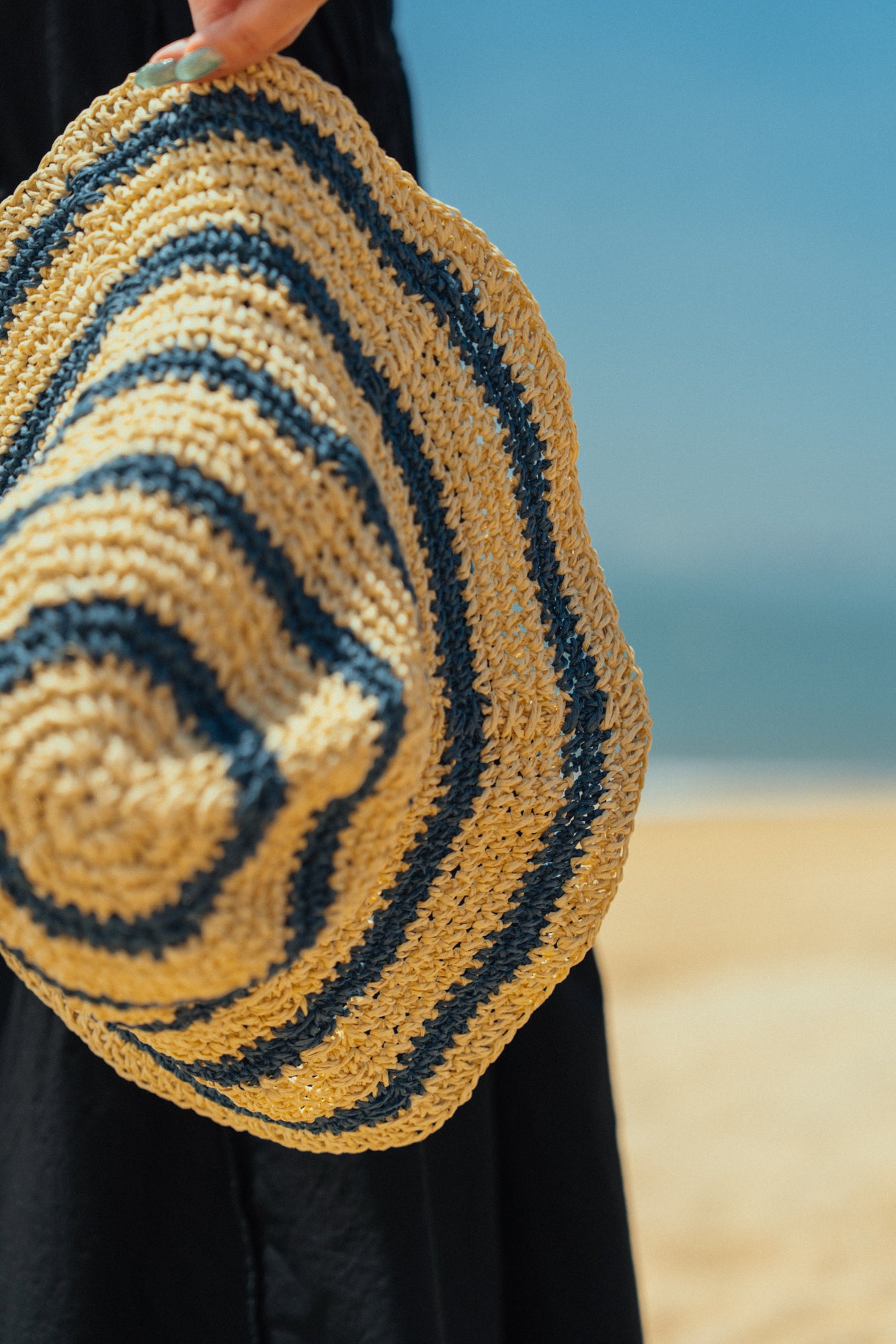 "Linea" Soft Packable Straw Hat - Navy