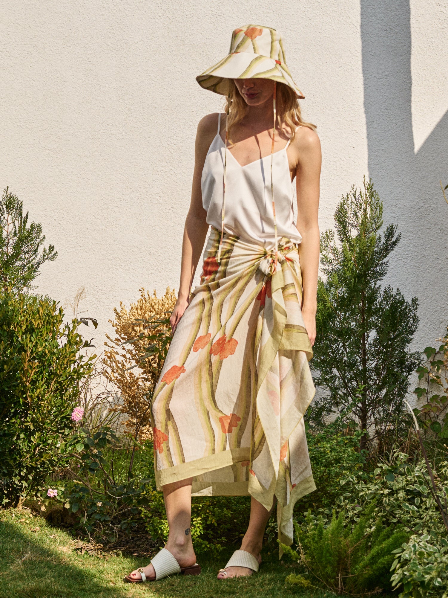 “Ethereal Mirage" Reversible Sun Hat - Desert Bloom