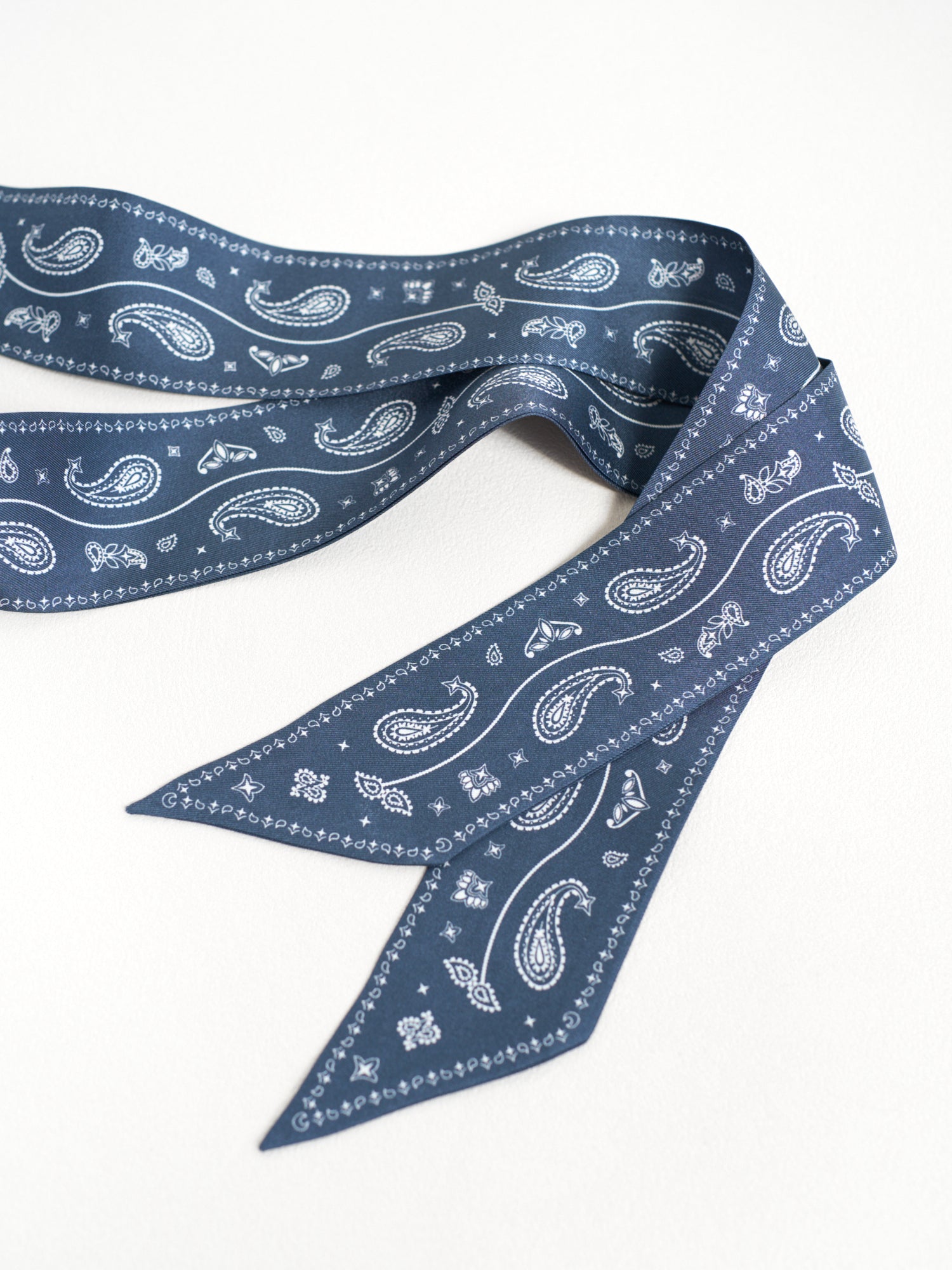 "Paisley" Silk Twill Skinny Scarf - Midnight Blue