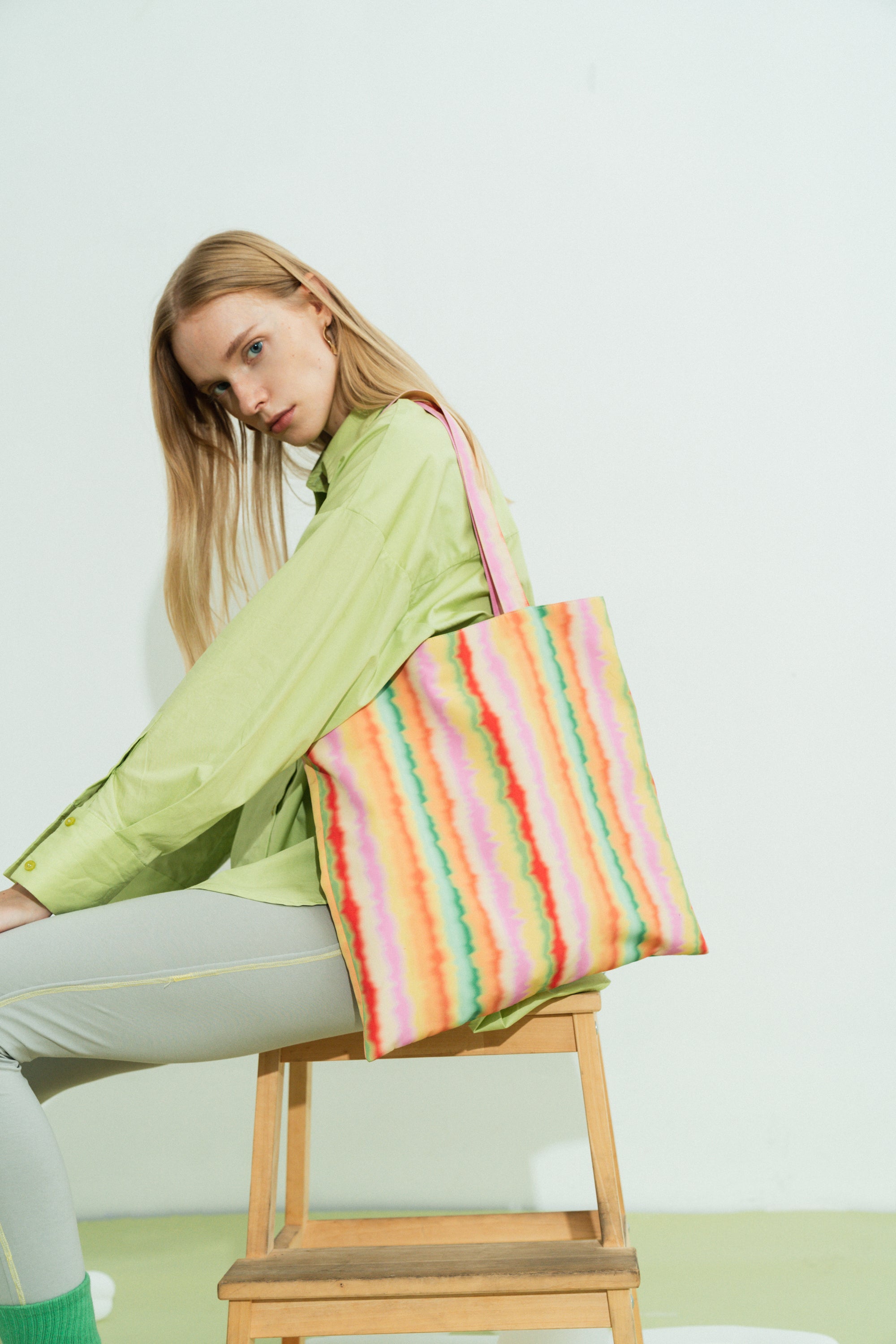 "Day Dream" Tote Bag - Rainbow - LOST PATTERN Tote Bag