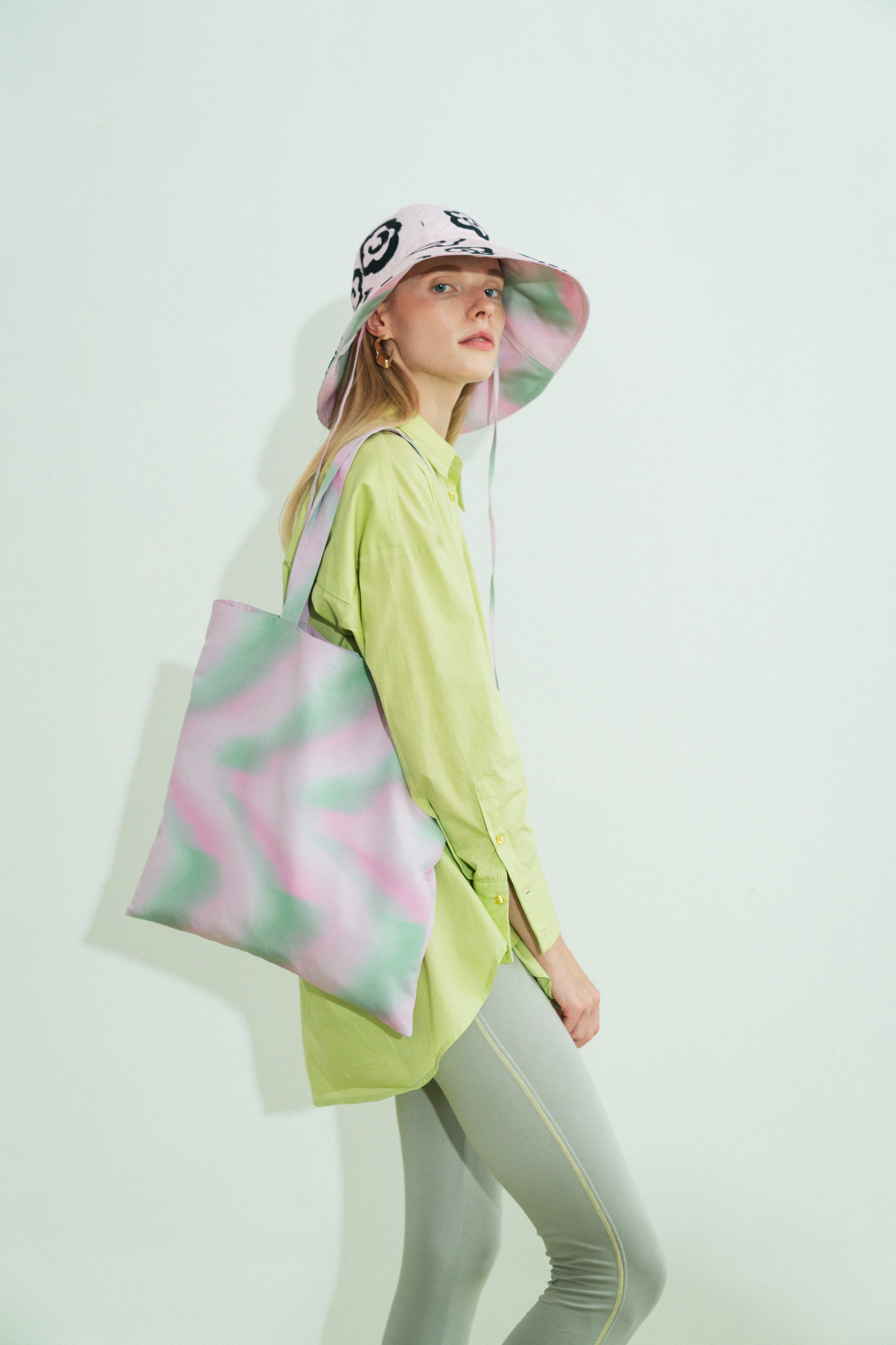 "Day Dream" Tote Bag - Pink Waves - LOST PATTERN Tote Bag