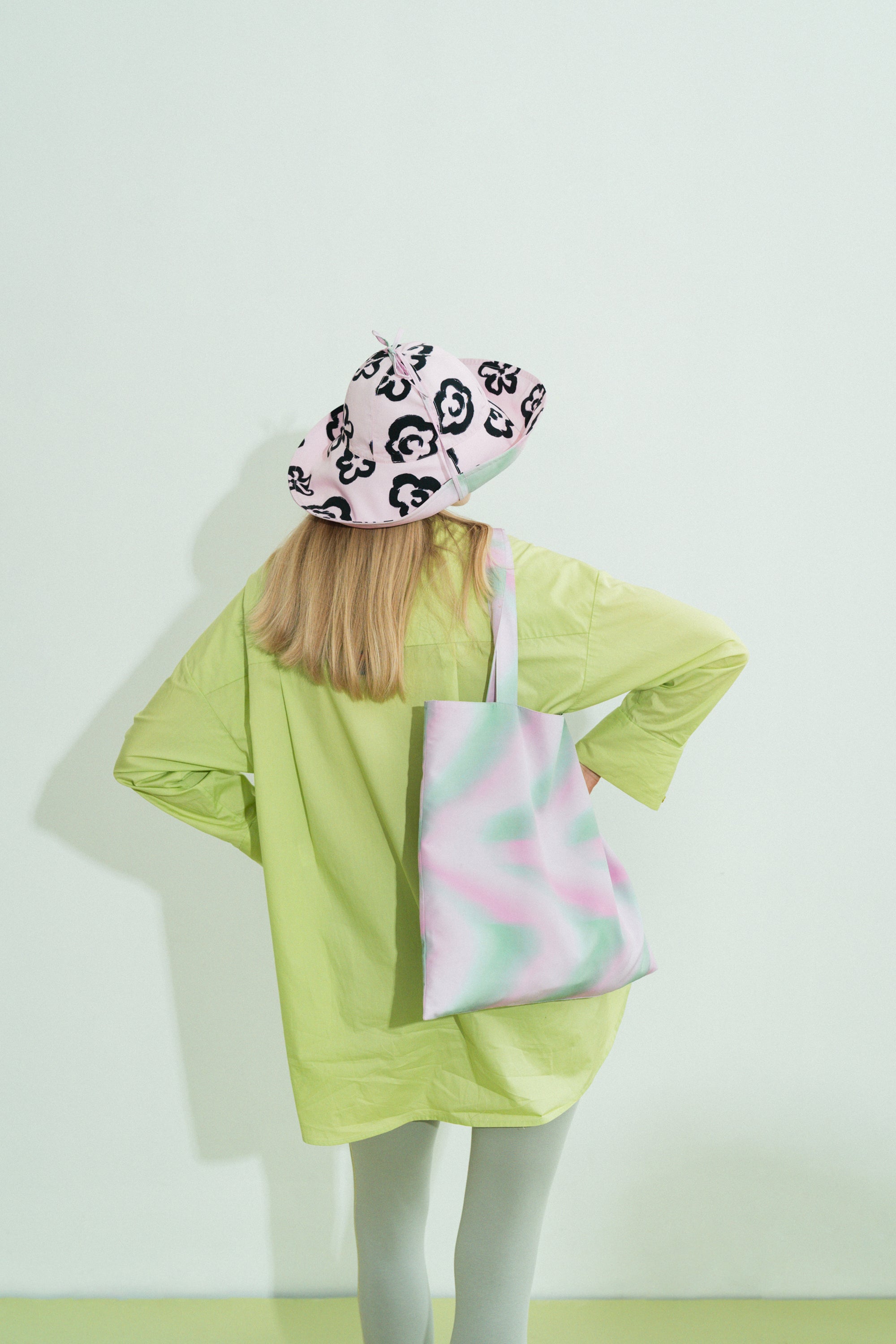 "Day Dream" Tote Bag - Pink Waves - LOST PATTERN Tote Bag