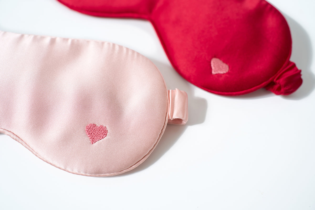 "Love Heart" Silk Sleep Eye Mask - Pink - LOST PATTERN Eye Masks